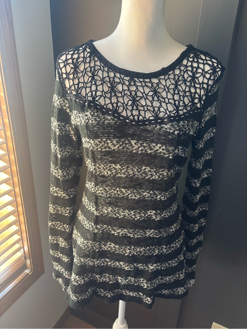 Nick & Mo Anthropologie Crochet Lace Tie Back Striped Sweater M